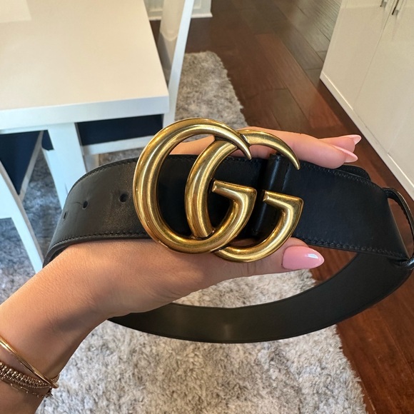 Gucci Belt (black with gold buckle) - Picture 1 of 6